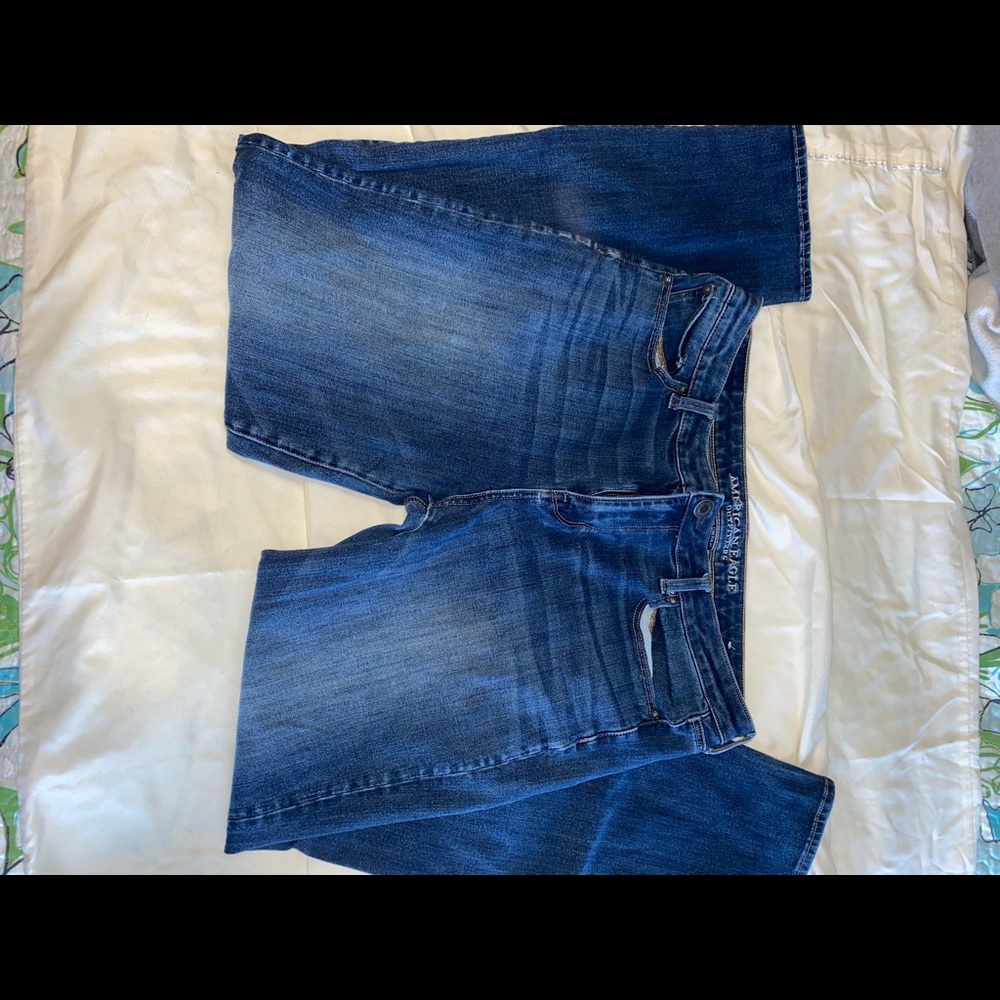 American Eagle High Rise straight jeans